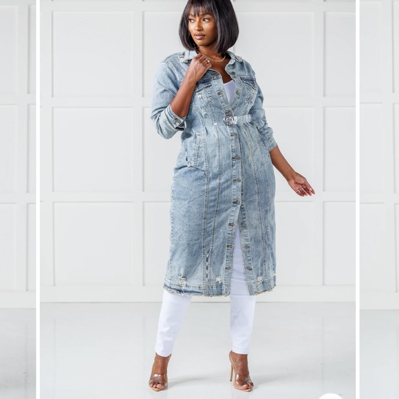 Women’s Distressed Denim Jean Jacket Like New Condition - Picture 3 of 5